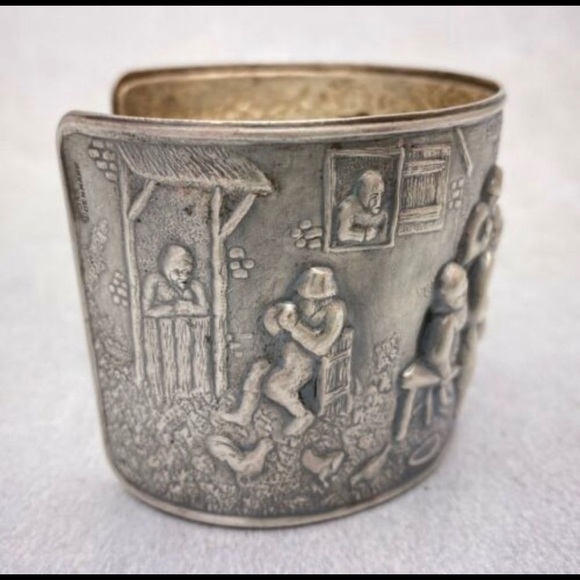 Hans Jensen Denmark Repousee silver plated  cuff - Picture 3 of 11